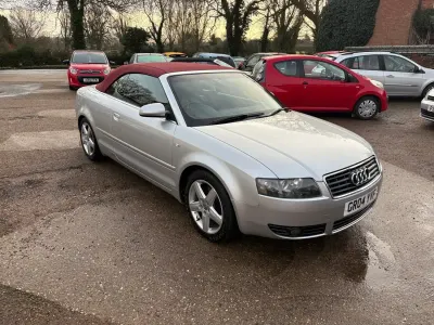 Begagnad Audi A4 Cabriolet Sport 163 HK (119 kW) 2004 Silver Cab