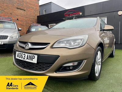 Brown Used 2013 Vauxhall Astra SRi Estate | £4,495 (Fair price)