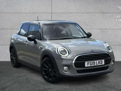 Used Mini Cooper Classic 134 HP (98 kW) 2019 Grey Hatchback