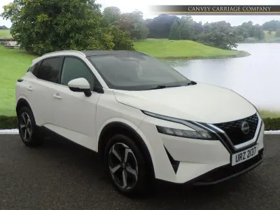 Used Nissan Qashqai N-Connecta 2022 White SUV