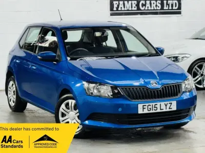 Used Skoda Fabia 60 HP (44 kW) 2015 Blue Hatchback