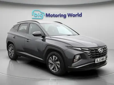 Begagnad Hyundai Tucson SE 230 HK (169 kW) 2023 Grå SUV