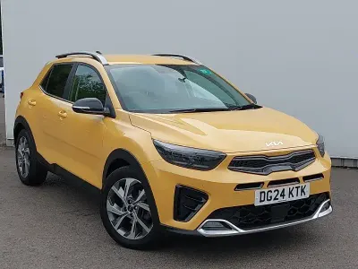 Used Kia Stonic GT-Line S 118 HP (86 kW) 2024 Yellow SUV