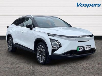 White/black Used 2025 Omoda 5 SUV | £24,289 (A bit pricey)
