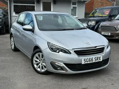 Used Peugeot 308 Allure 120 HP (88 kW) 2016 Silver Hatchback