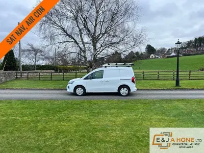 Used Nissan Townstar Tekna 89 kW (122 HP) 2023 White Van