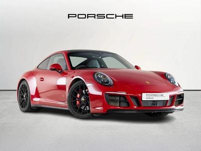 Begagnad Porsche 911 444 HK (326 kW) 2018 Röd Sportkupé
