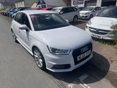 Usado Audi A1 S-Line 116 CV (85 kW) 2015 Blanco Utilitario