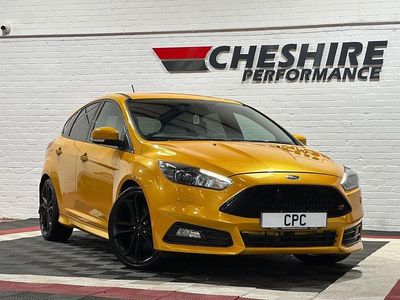Used Ford Focus ST 182 HP (133 kW) 2018 Yellow Hatchback