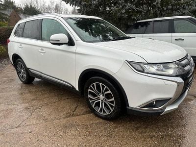 White Used 2018 Mitsubishi Outlander SUV | £10,495 (Fair price)