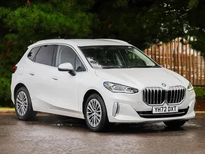 Used BMW 223 Active Tourer Luxury Line 215 HP (158 kW) 2022 White MPV