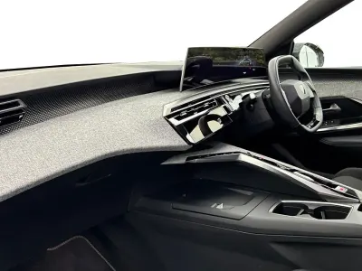 Used Peugeot e-3008