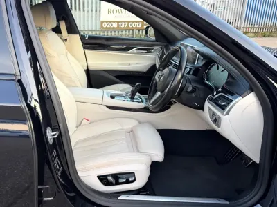 Begagnad BMW 730 M Sport 2019 Svart Sedan