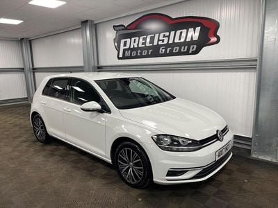 Used VW Golf VII SE 115 HP (84 kW) 2017 White Hatchback