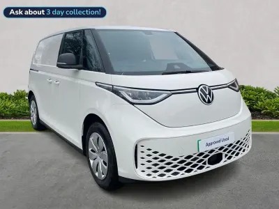 Używany VW ID. Buzz 210 kW (286 KM) 2025 Biały Minivan
