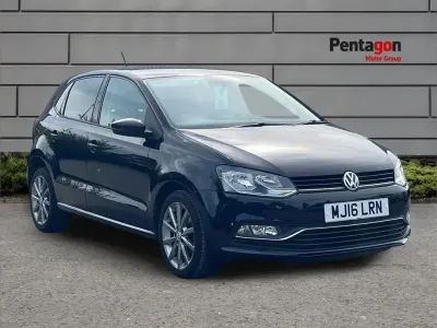 Used VW Polo Design 88 HP (64 kW) 2016 Black Hatchback