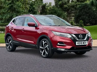 Used Nissan Qashqai Tekna 115 HP (84 kW) 2018 Red SUV