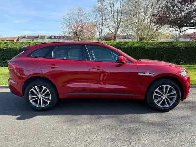 Used Jaguar F-Pace R-Sport 180 HP (132 kW) 2020 Red SUV
