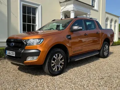 Begagnad Ford Ranger Wildtrack 200 HK (147 kW) 2017 Orange Pickup