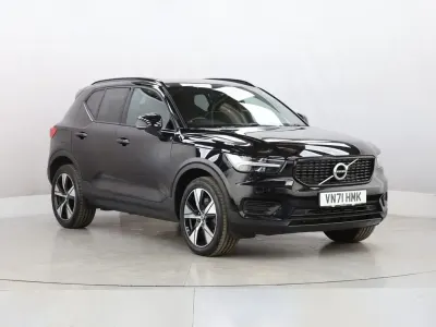 Used Volvo XC40 R-Design 211 HP (155 kW) 2022 Black SUV
