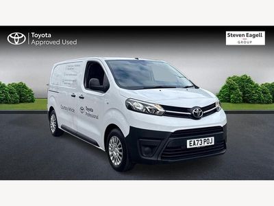 White Used 2023 Toyota Proace MPV | £17,000 (Expensive)