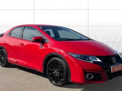 Used Honda Civic SE Plus 142 HP (104 kW) 2016 Red Hatchback