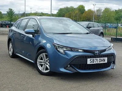 Second-hand Toyota Corolla 122 CP (89 kW) 2022 Albastru Break
