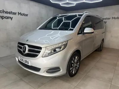 Begagnad Mercedes V250