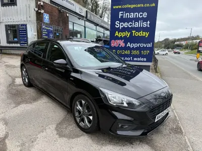 Used Ford Focus ST-Line 2019 Black Hatchback