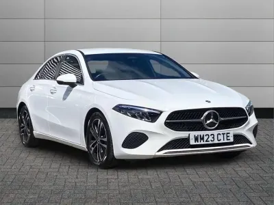 Käytetty Mercedes A200 Executive 161 HP (118 kW) 2023 Valkoinen Sedan