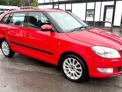 Red Used 2011 Skoda Fabia Elegance Estate | £2,199 (Fair price)