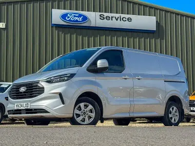 Usado Ford Transit Custom Limited 136 HP (100 kW) 2024 Prateado Van