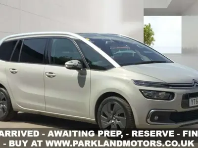 Used Citroën C4 SpaceTourer Flair 2018 Beige MPV