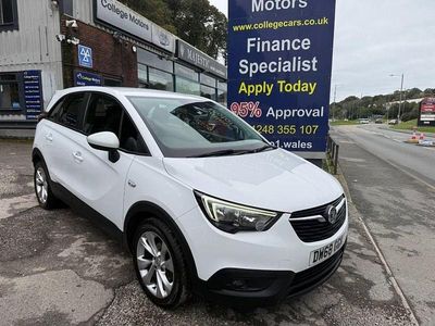 Used Vauxhall Crossland X S 110 HP (80 kW) 2019 White SUV
