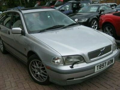 Used Volvo V40 1999 Estate