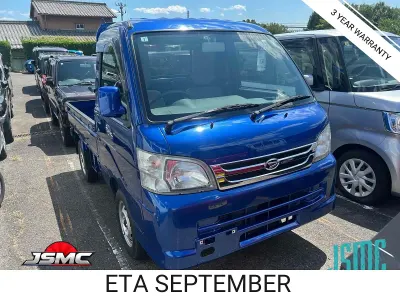 Used Daihatsu Hijet 2014 Blue MPV
