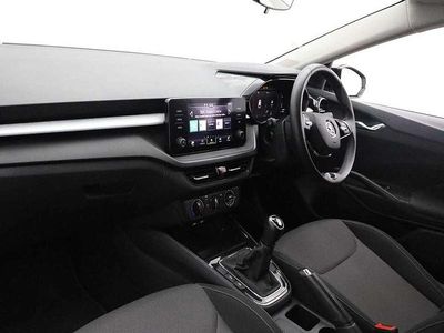 Used Skoda Fabia Colour Edition 80 HP (58 kW) 2023 Candy white Hatchback