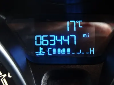 Used Ford Fiesta Zetec 100 HP (73 kW) 2014 White Hatchback