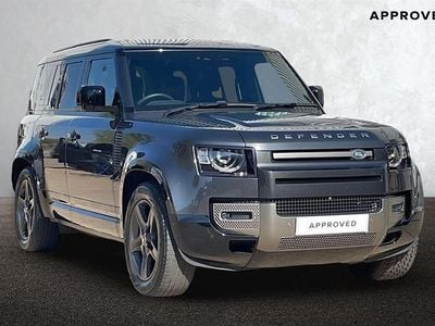Usado Land Rover Defender SE Dynamic 249 HP (183 kW) 2023 Cinzento SUV