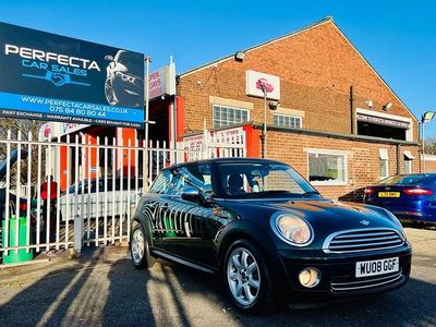 Green Used 2008 Mini Cooper Hatch Hatchback | £3,195 (A bit pricey)