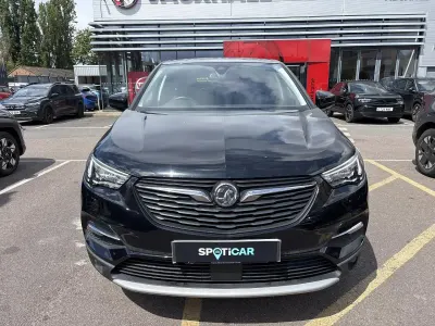 Used Vauxhall Grandland X SRi 128 HP (94 kW) 2020 Black SUV