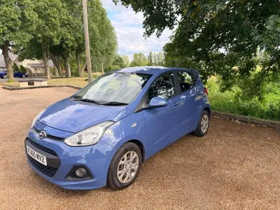 Used Hyundai i10 SE 87 HP (63 kW) 2015 Blue Hatchback