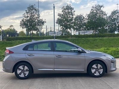 used Hyundai Ioniq 1.6 GDi Hybrid SE Connect 5dr DCT Hatchback