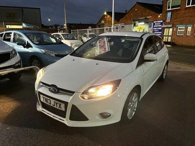 Used Ford Focus Titanium 140 HP (102 kW) 2013 White Hatchback