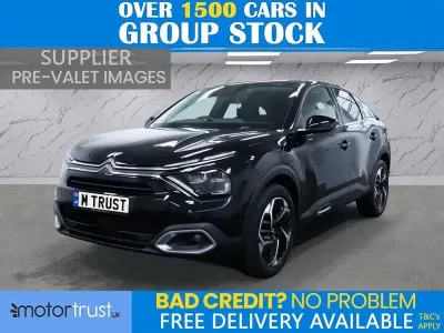 Używany Citroën C4 Shine 130 KM (95 kW) 2023 Czarny SUV
