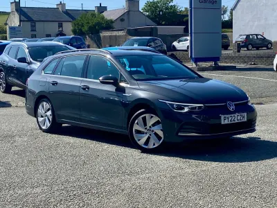 Used VW Golf VIII Style 150 HP (110 kW) 2022 Grey Estate