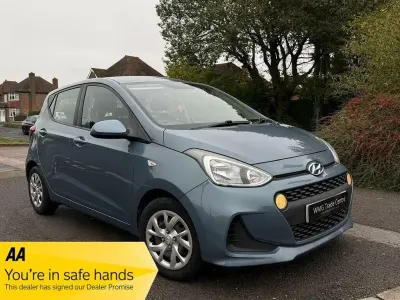 Used Hyundai i10 SE 87 HP (63 kW) 2017 Blue Hatchback