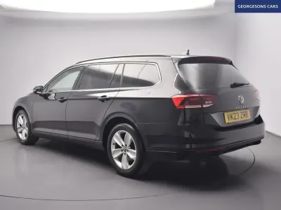 Used VW Passat SE 150 HP (110 kW) 2023 Black Estate