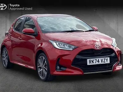 Used Toyota Yaris Hybrid 116 HP (85 kW) 2024 Red Hatchback