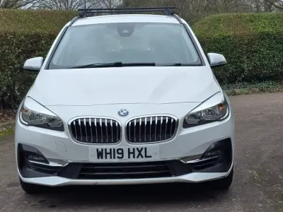Used BMW 218 Luxury Line 2019 White Estate